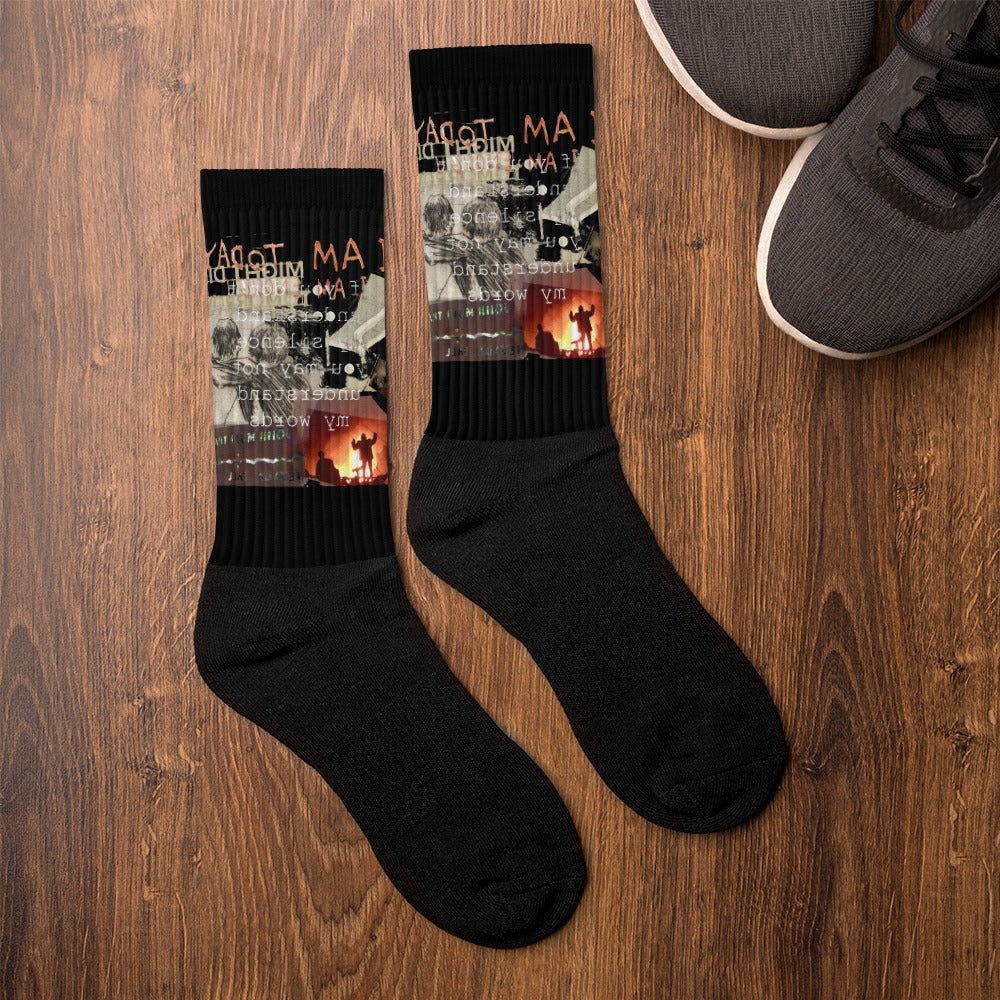 UNDERSTAND MY SILENCE - Unisex Socks Per Pair